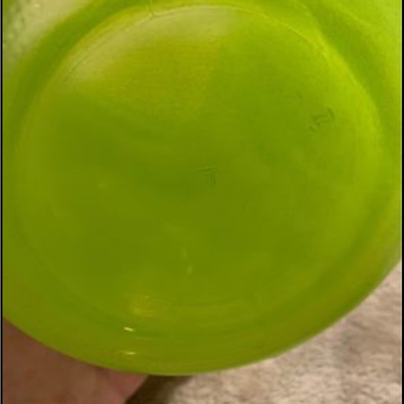 Vase Beautiful Line green vase - Picture 5 of 5